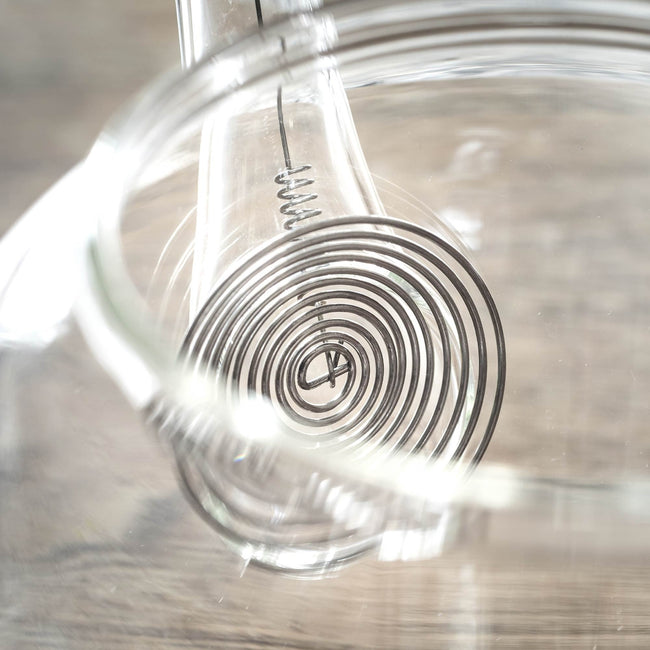 Hand-Blown Glass Teapot with Integrated Loose Leaf Strainer